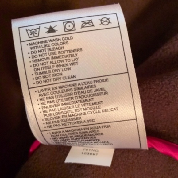 Women's NWOT Nike Weatherproof Workout Jacket (M) - Picture 5 of 12